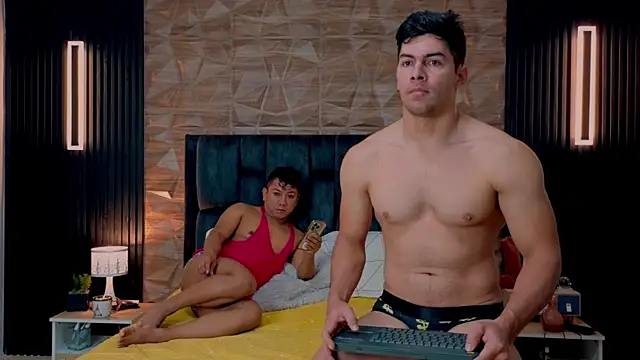 Snapshot of FelipeAndMarcello3 chatting on September 19, 2:29 pm FelipeAndMarcello3 online show from September 19, 2:29 pm