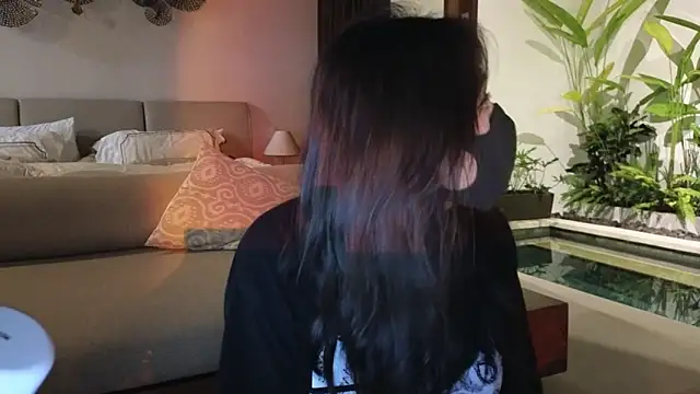 Snapshot of TammiLou chatting on March 1, 4:26 am TammiLou online show from March 1, 4:26 am