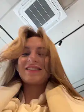 -AngelAri- online show from March 2, 9:10 am