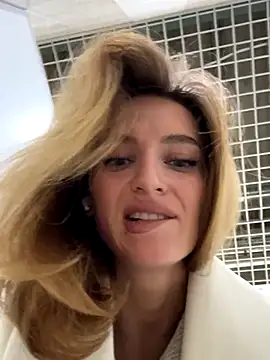 -AngelAri- online show from October 16, 6:09 pm