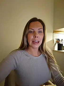 novaforyou1 online show from January 22, 10:15 pm