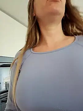 novaforyou1 online show from October 3, 2:03 pm