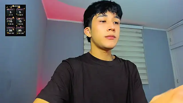 tom Howard online show from November 18, 1:44 am