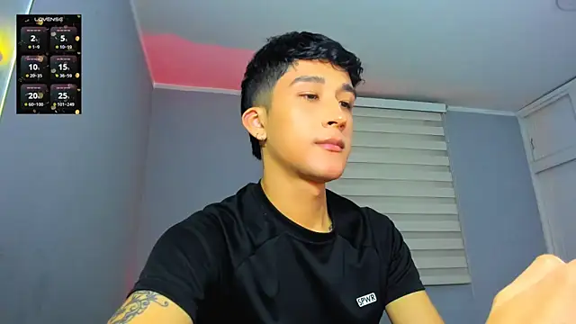 tom Howard online show from November 30, 3:43 am