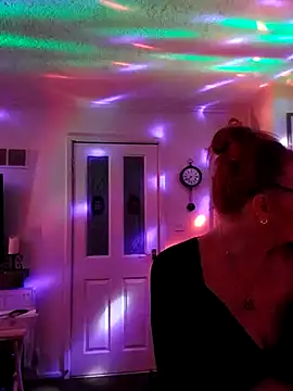 Snapshot of COUPLE4VOYEUR01 chatting on February 22, 7:36 pm COUPLE4VOYEUR01 online show from February 22, 7:36 pm