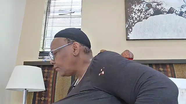 Snapshot of SEXYBOOBSNASS chatting on September 16, 6:36 am SEXYBOOBSNASS online show from September 16, 6:36 am