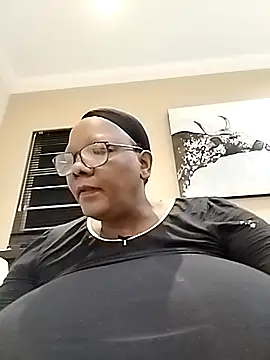 Snapshot of SEXYBOOBSNASS chatting on September 17, 8:43 pm SEXYBOOBSNASS online show from September 17, 8:43 pm