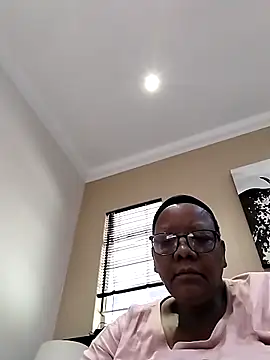 Snapshot of SEXYBOOBSNASS chatting on September 19, 6:37 am SEXYBOOBSNASS online show from September 19, 6:37 am