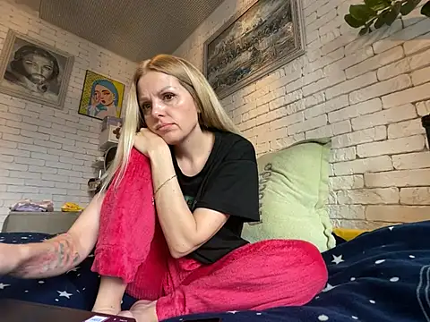 Angel girllovemy online show from February 8, 8:42 am