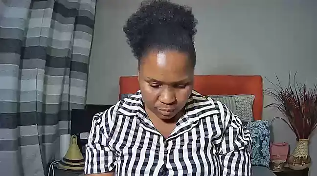 missboobsxx online show from January 21, 6:12 pm