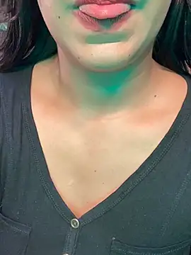 uma patna000 online show from December 29, 7:22 pm