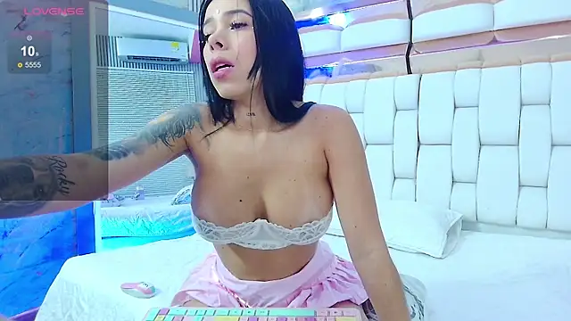 sexysistter online show from January 13, 12:13 pm