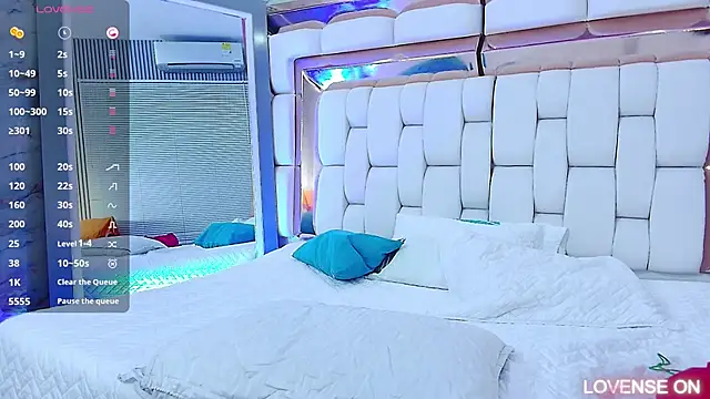 sexysistter online show from March 19, 12:23 pm