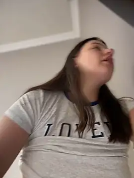 Snapshot of likaxxx chatting on February 20, 6:24 pm likaxxx online show from February 20, 6:24 pm