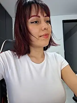 Snapshot of AiledSC chatting on February 23, 1:24 am AiledSC online show from February 23, 1:24 am