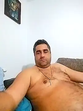 ADRIAN ADI40 online show from January 3, 5:42 pm