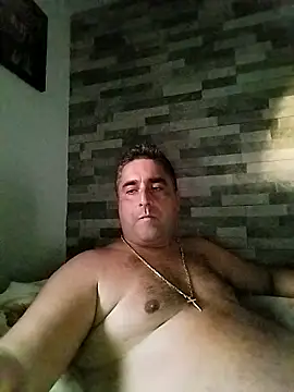 ADRIAN ADI40 online show from October 11, 3:32 pm