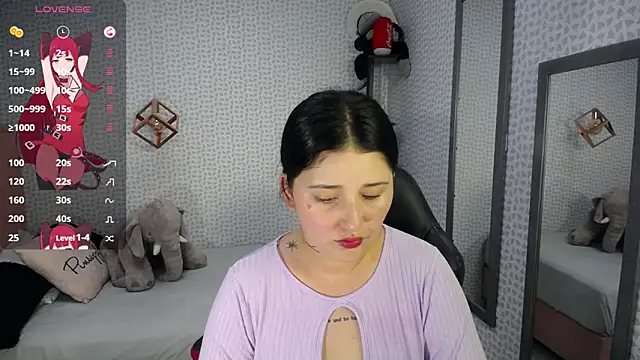 BIANCAROY1 online show from February 25, 6:42 pm