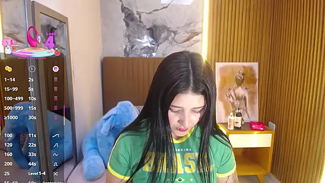 BIANCAROY1 online show from November 1, 6:43 pm