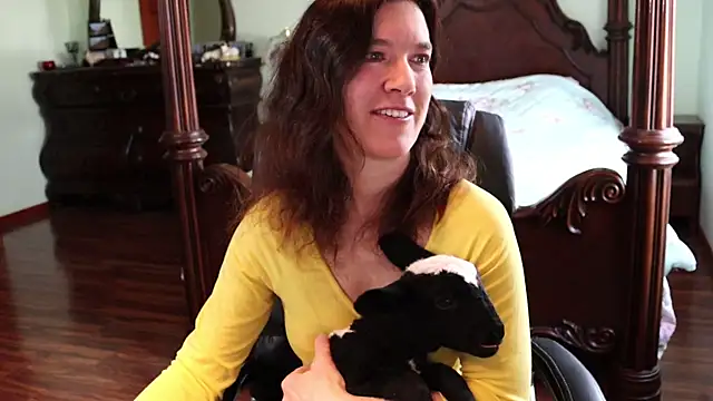 thornburyrose online show from March 3, 2:37 pm