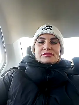 JennyOMay online show from December 18, 4:53 am