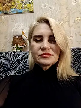 JennyOMay online show from October 28, 3:58 pm