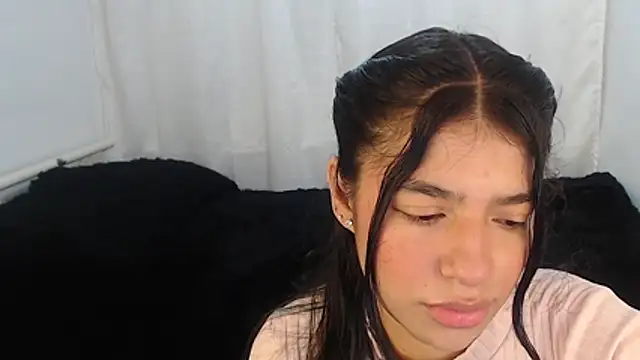 Liz Galactic online show from December 10, 7:00 pm