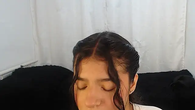 Liz Galactic online show from December 15, 10:04 pm