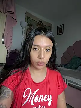 kiaraglam2 online show from March 11, 5:27 am