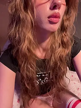 Weeissy online show from October 16, 9:49 pm