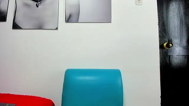 izzy cum online show from December 24, 4:19 pm