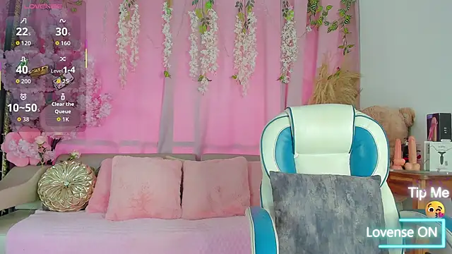 Snapshot of SammyGirlTS chatting on November 10, 2:49 pm SammyGirlTS online show from November 10, 2:49 pm