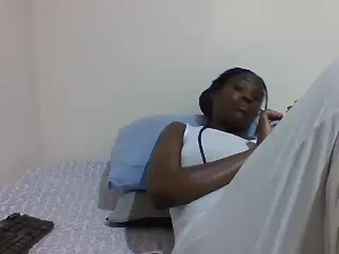 sweetelle09 online show from February 16, 7:38 pm