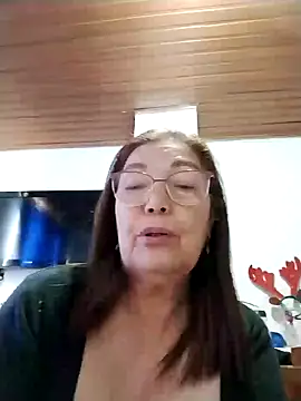 Vicky Rosse online show from December 11, 7:03 pm