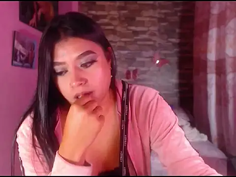 Snapshot of katrinawillff chatting on February 11, 9:09 am katrinawillff online show from February 11, 9:09 am