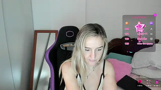 1Sweetnina online show from February 3, 9:39 pm