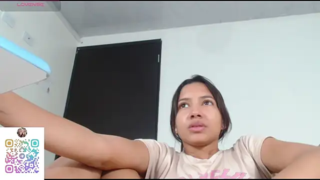 Betsy Thonson online show from September 30, 8:03 pm