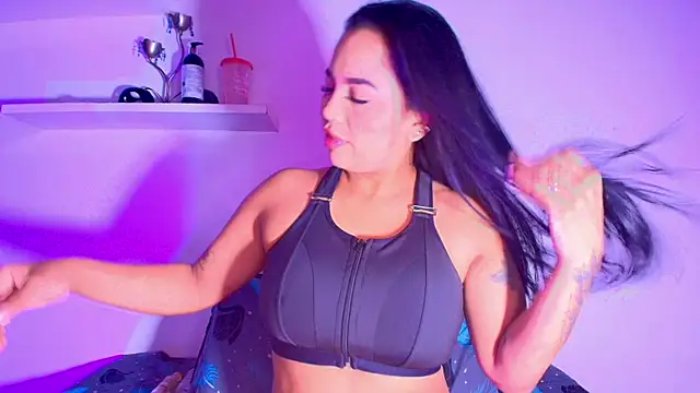 alexaa walker online show from March 22, 12:04 pm