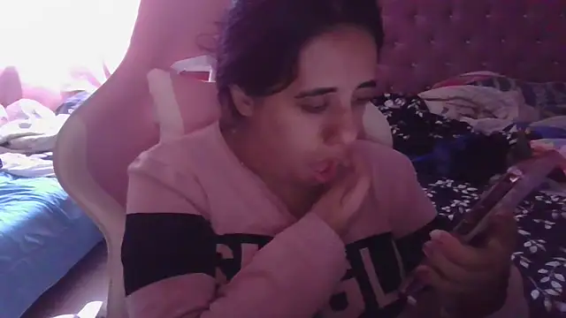 annarose19 online show from March 3, 10:42 pm