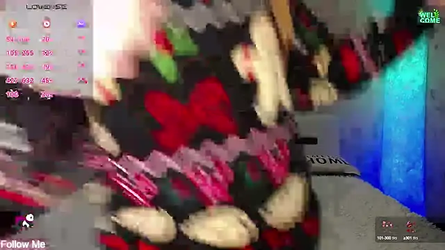 ItsAlisia online show from February 18, 1:00 pm