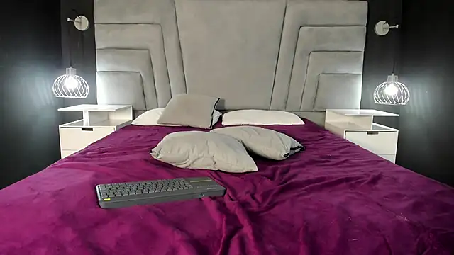 danaythamara1 online show from December 26, 8:42 pm