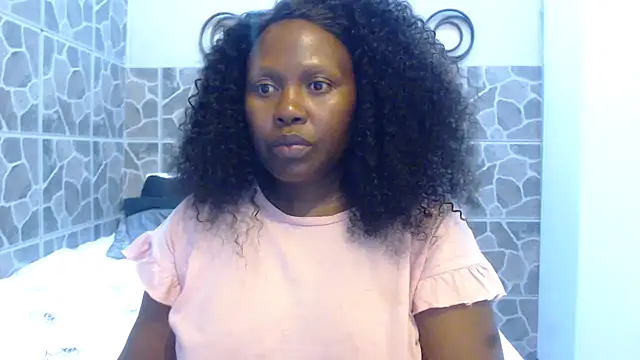 THREEHOLESPLEASURE99 online show from January 4, 5:16 pm