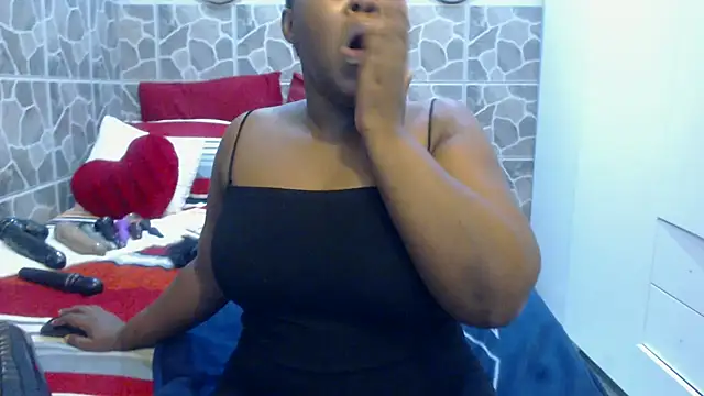 THREEHOLESPLEASURE99 online show from February 26, 6:26 am