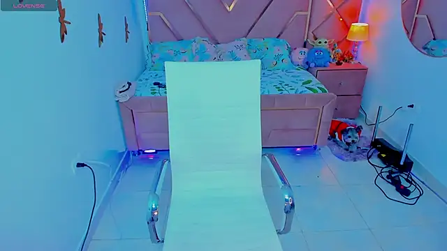 natalia-888 online show from December 24, 5:23 pm