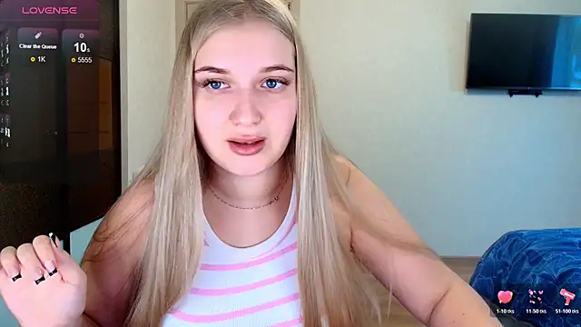 Adr1ana  online show from November 5, 8:25 am