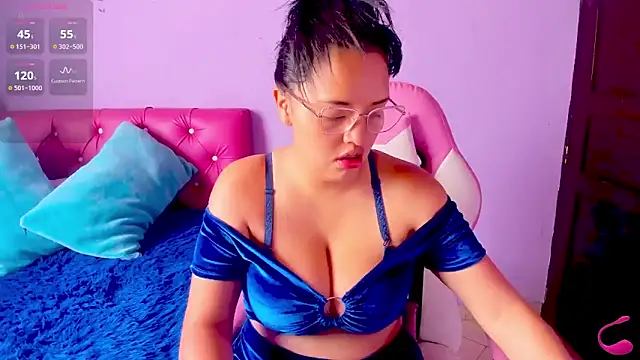 Snapshot of crissn0707 chatting on September 14, 12:04 pm crissn0707 online show from September 14, 12:04 pm