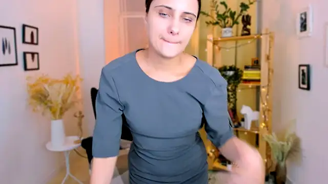 Snapshot of Orfeya chatting on January 19, 4:14 pm Orfeya online show from January 19, 4:14 pm