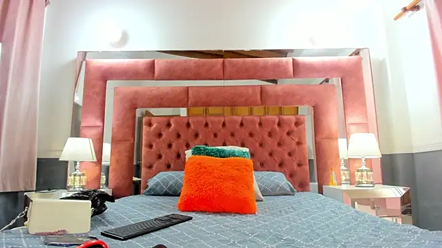 briana wonder69xxx online show from January 16, 9:40 pm