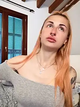 kylie blck online show from February 25, 4:10 pm