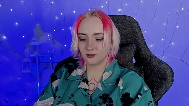 Snapshot of AsheLucker chatting on January 23, 11:36 pm AsheLucker online show from January 23, 11:36 pm